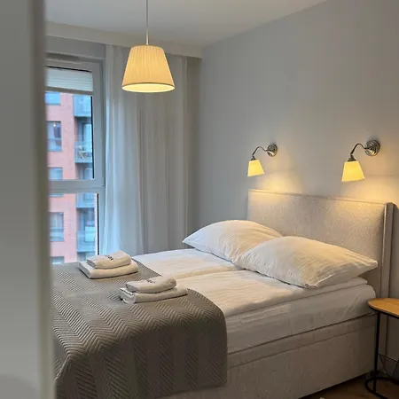 Prinz Point Apartment, 40 Walowa Street, *