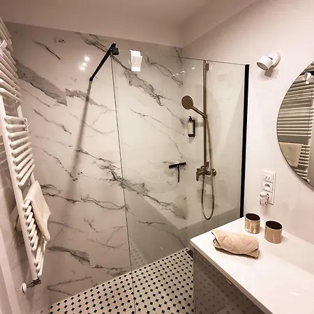 Prinz Point Apartment, 40 Walowa Street, Appartement